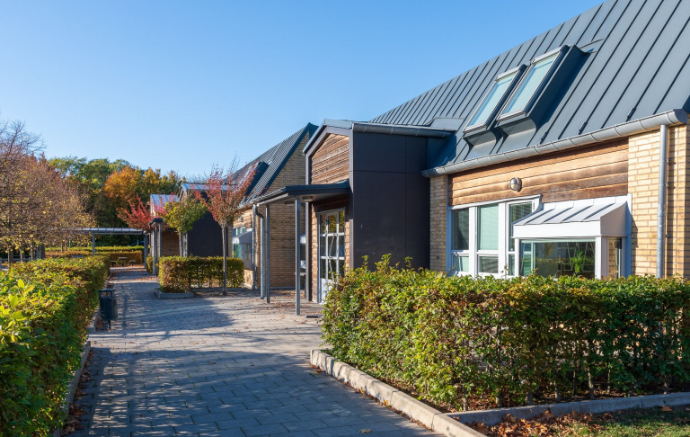 Pilevallskolan är en F-9 skola som ligger i den östra delen av Trelleborg.
