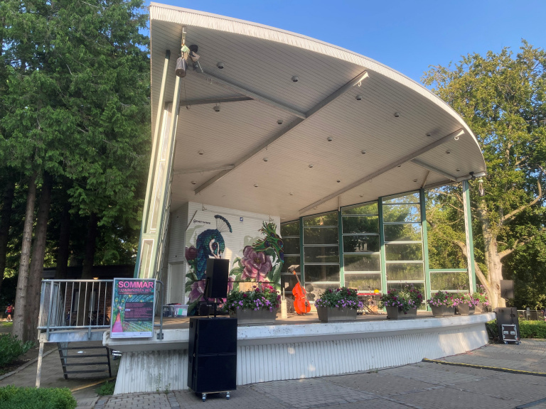 Scenen i stadsparken