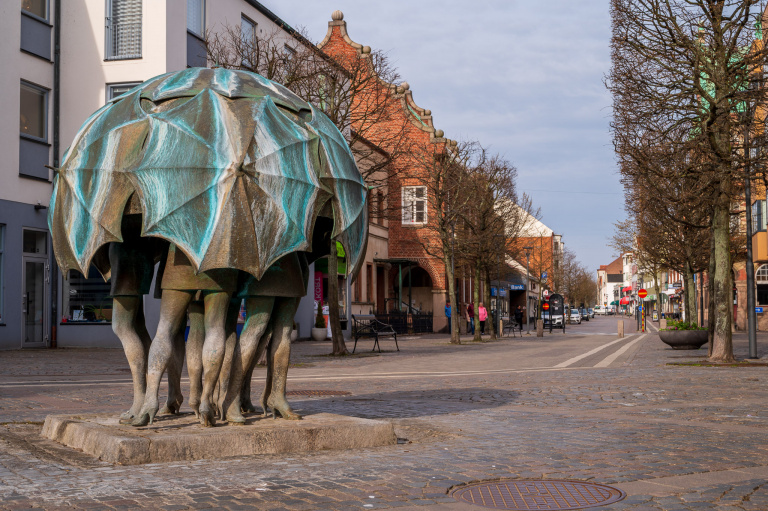 Algatan i Trelleborg är en av de gator där LED-belysning installerats sedan tidigare. Nu byts till modern och energieffektiv LED i samtliga 9 500 armaturer i kommunen.