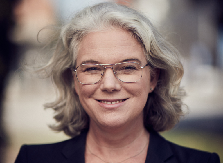 kvinna