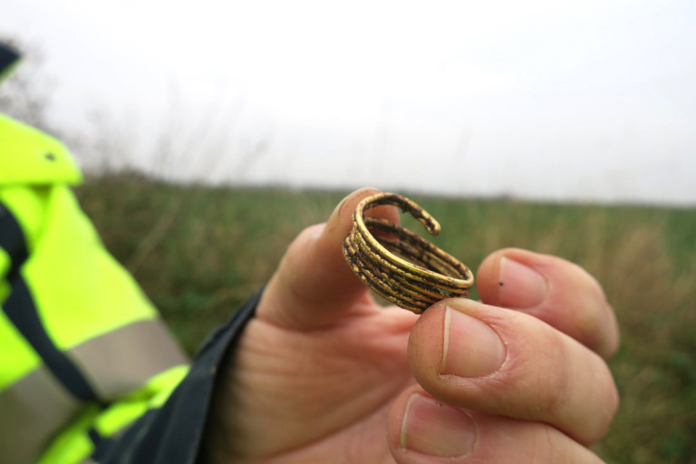 Utgrävning Dalköpinge, guldspiralring