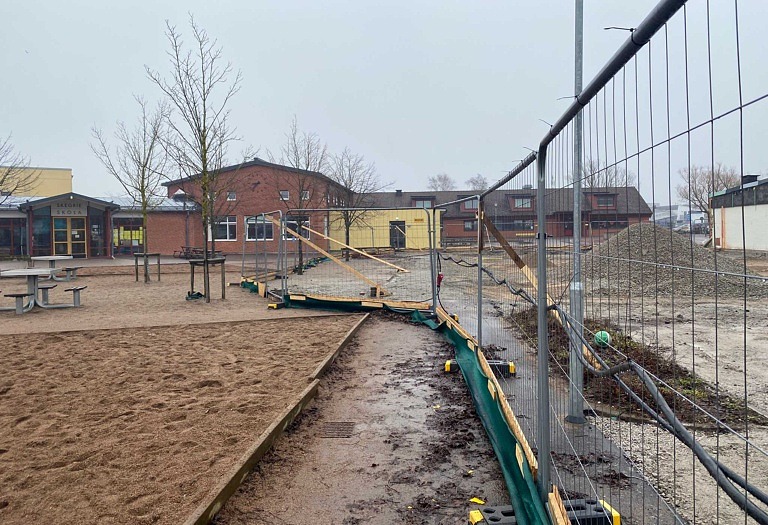 Byggarbetsplats på skolgård