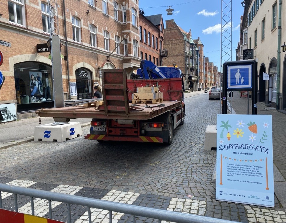 Bild på Östergatan som görs om till sommargata.
